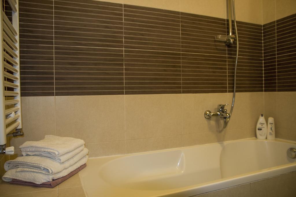 Adrianapartments Viva Cluj-Napoca Eksteriør billede